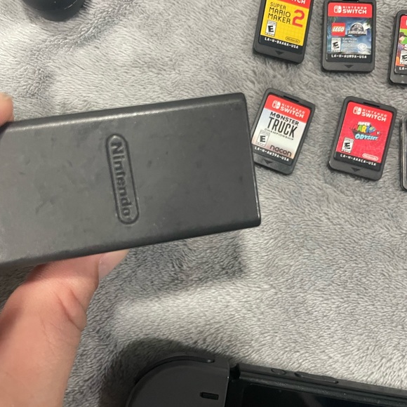 Nintendo Switch with 8 games. Banned. - Picture 4 of 9